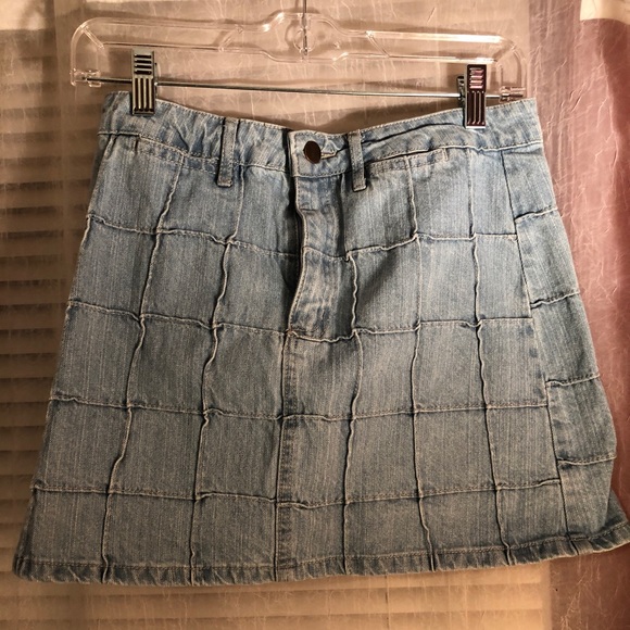 HIGH WASTED JEAN SKIRT! - Picture 1 of 3